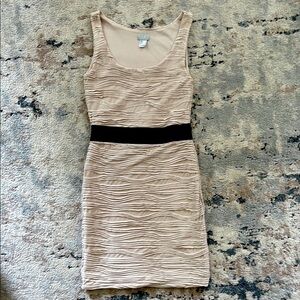 H&M beige dress with black waistband size 4
